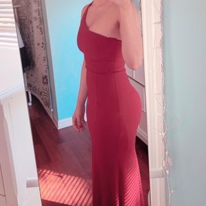 Lulu’s Formal Gown